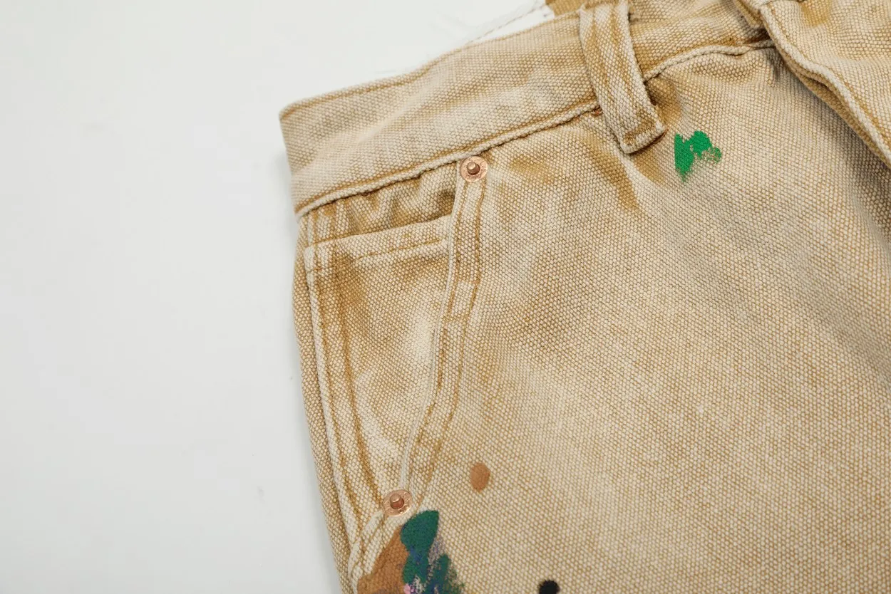 #8129 P250💰 GALLERY DEPT American retro splash-ink splicing micro-horn logging overalls raw edge jeans - Original purchase and pattern making to truly restore the ultimate texture of Vintage - Original hardware accessories, washed and other elevators, QR code analysis are all purchased from the original factory, high degree of restoration, welcome to compare with a certain product~ - Three-dimensional version Loose and comfortable, not picky about the figure, taller and slimmer, factory Seiko, original factory quality control, same style for men and women, can be matched with couples Versatile recommendation: must-have jeans for all seasons Size: S-XXL (28-36)